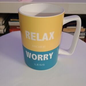Pfaltzgraff Yellow and Blue Relaxation Mug